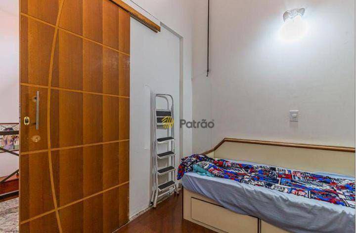 Casa à venda com 4 quartos, 224m² - Foto 38