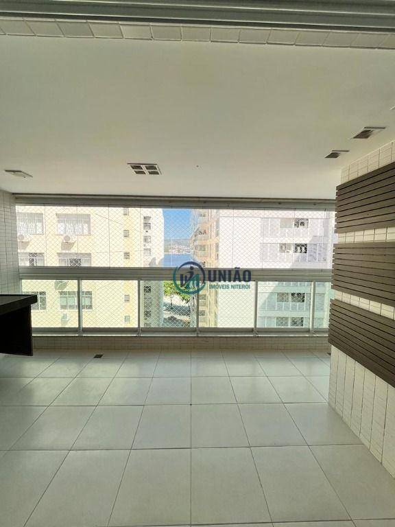 Apartamento à venda com 4 quartos, 158m² - Foto 3