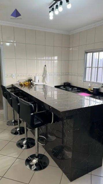 Sobrado à venda com 3 quartos, 225m² - Foto 5