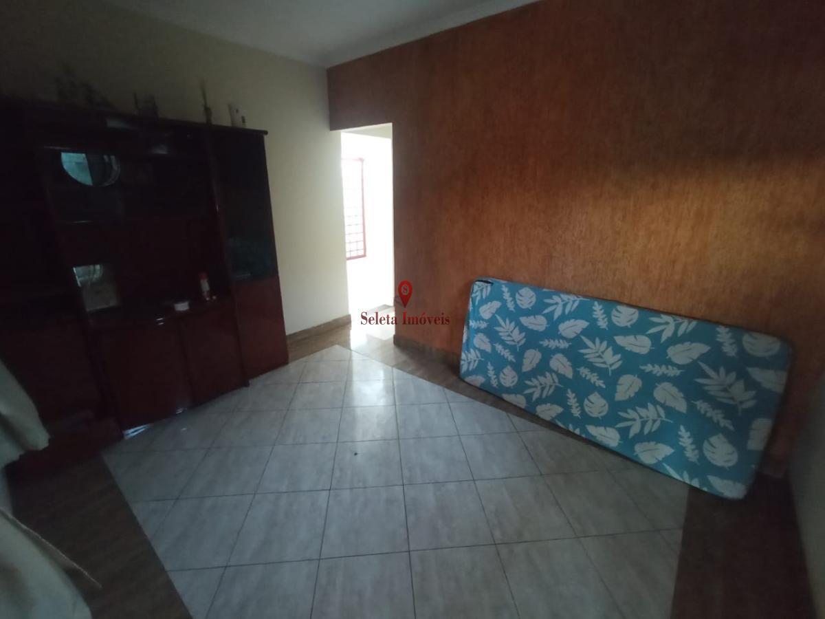 Casa à venda com 3 quartos, 200m² - Foto 10