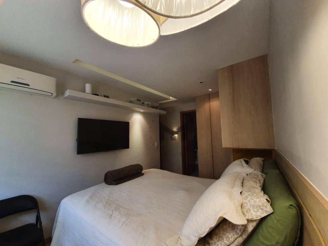 Apartamento à venda com 2 quartos, 75m² - Foto 10