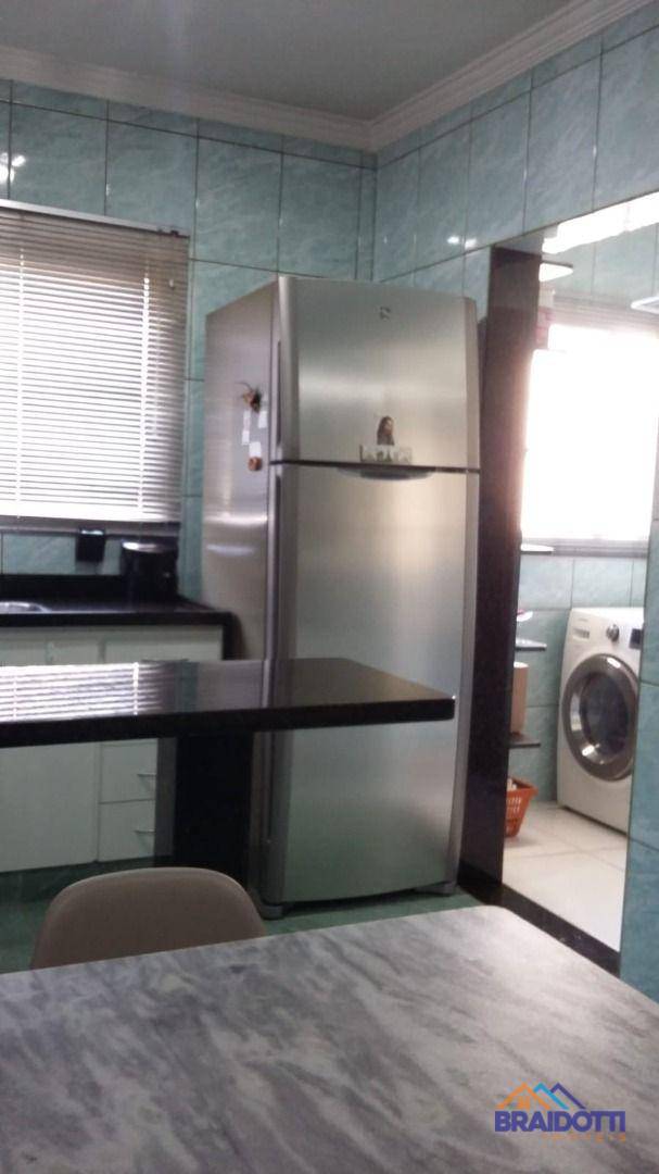 Apartamento à venda com 3 quartos, 90m² - Foto 10