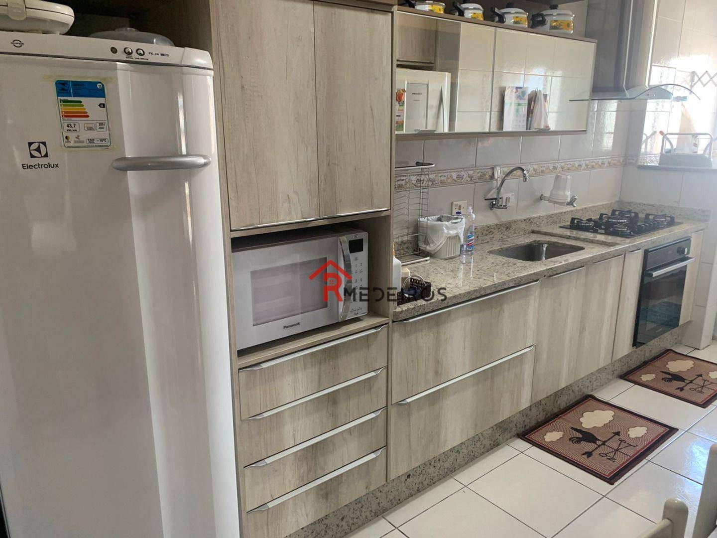 Apartamento à venda com 3 quartos, 168m² - Foto 12