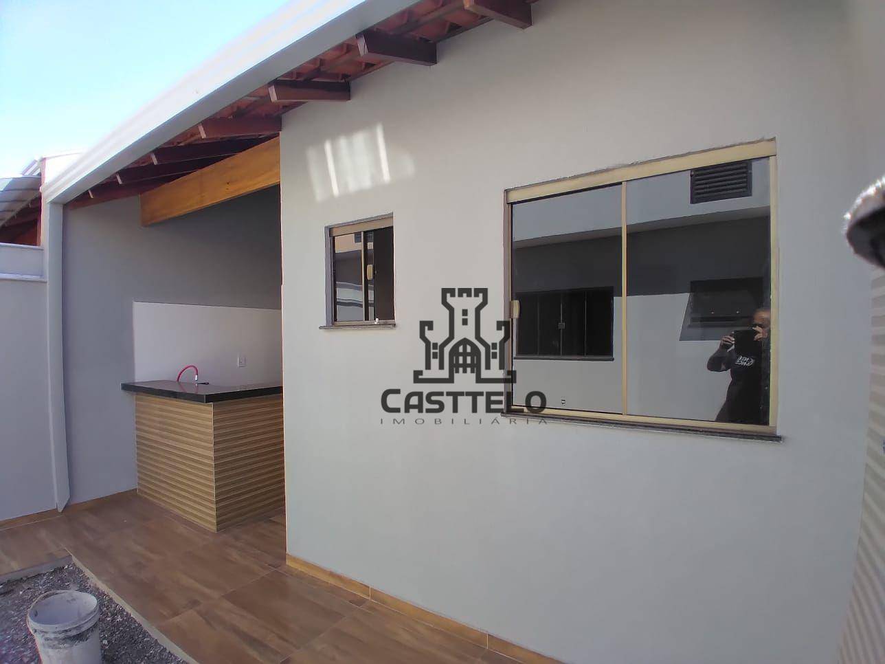 Casa à venda com 3 quartos, 99m² - Foto 14