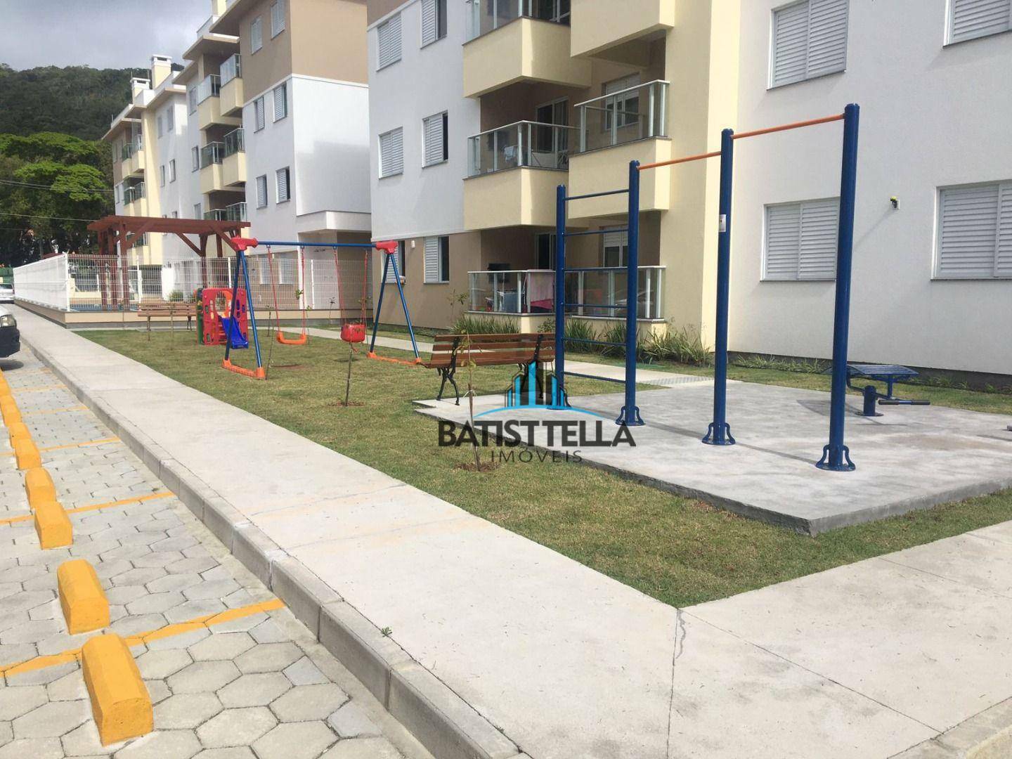 Apartamento à venda com 2 quartos, 60m² - Foto 1