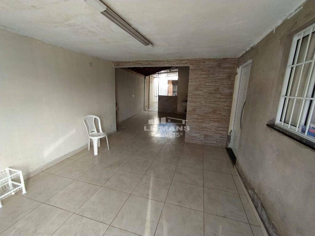 Casa à venda com 3 quartos, 148m² - Foto 2