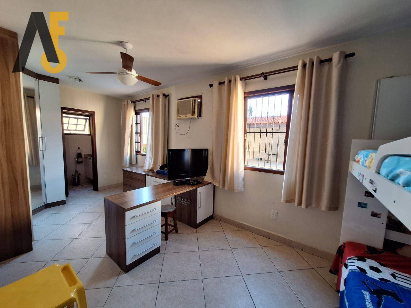 Casa de Condomínio à venda com 3 quartos, 360m² - Foto 7