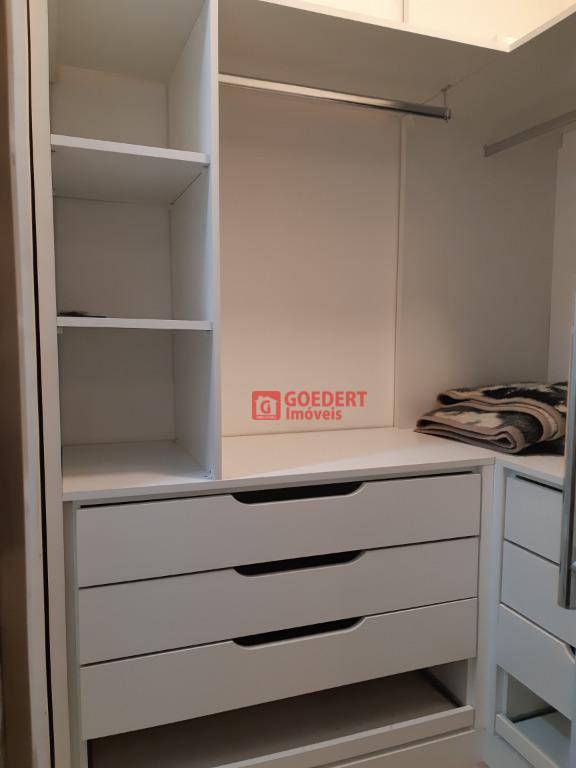 Kitnet e Studio para alugar com 1 quarto, 38m² - Foto 8