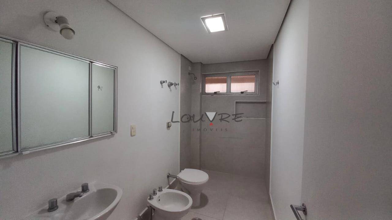 Apartamento à venda com 3 quartos, 124m² - Foto 23