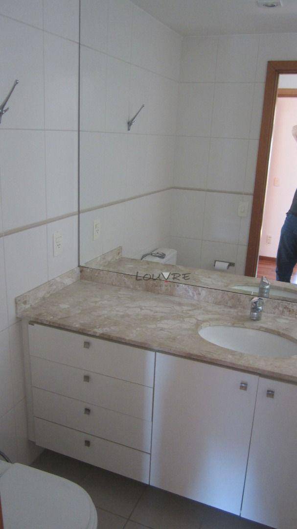 Apartamento para alugar com 3 quartos, 94m² - Foto 12