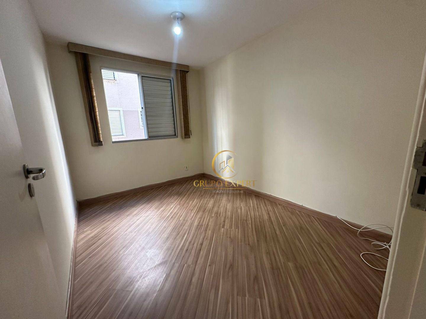 Apartamento à venda com 2 quartos, 50m² - Foto 4