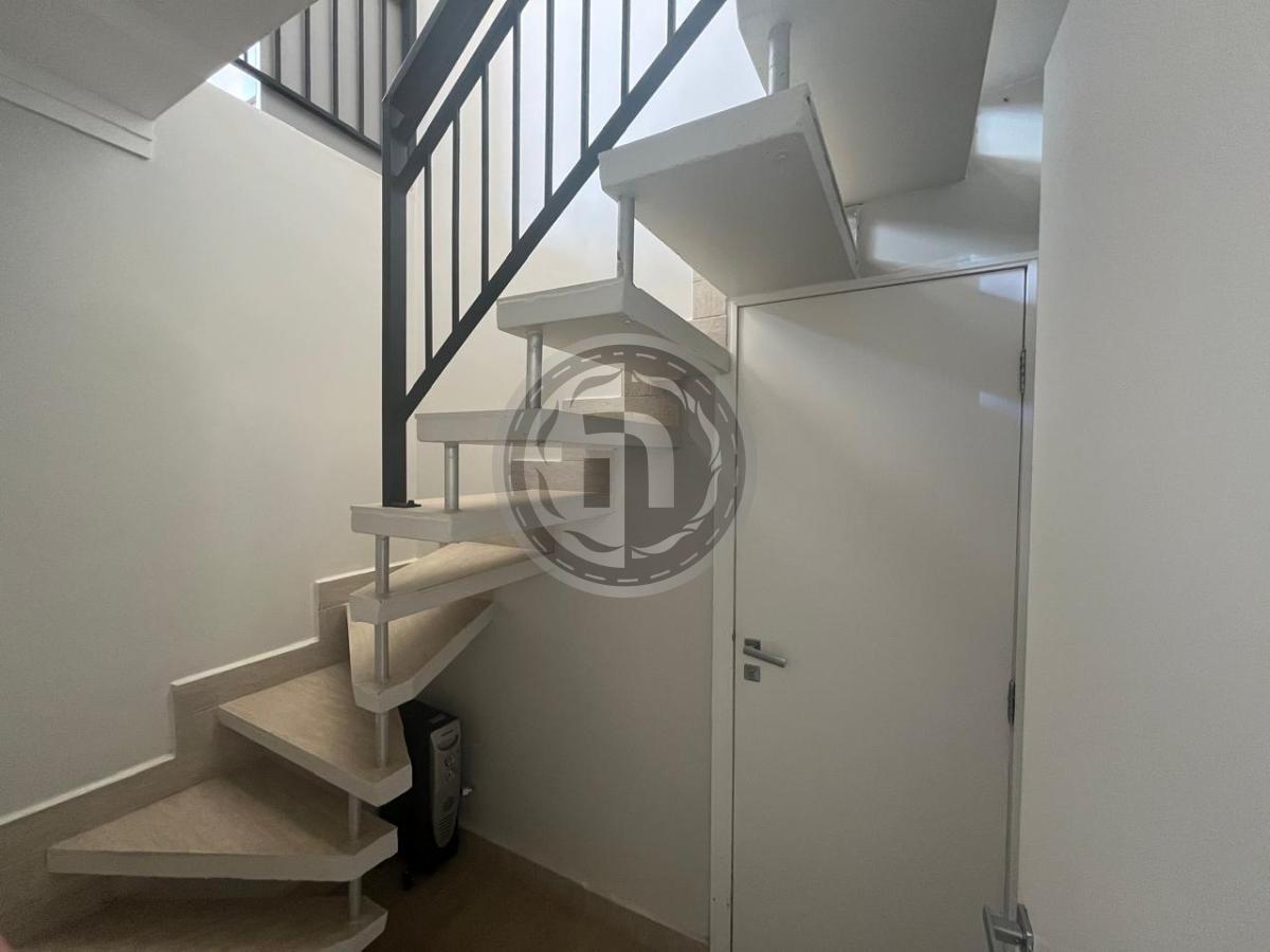 Casa de Condomínio para alugar com 3 quartos, 300m² - Foto 16