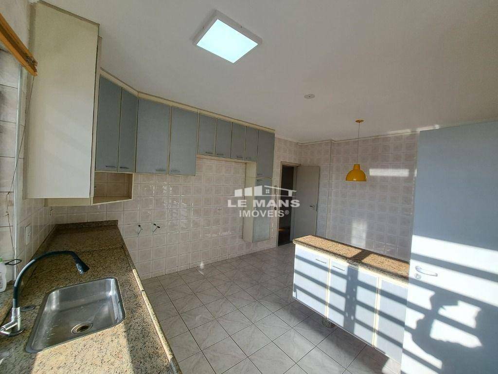 Apartamento à venda e aluguel com 3 quartos, 130m² - Foto 7