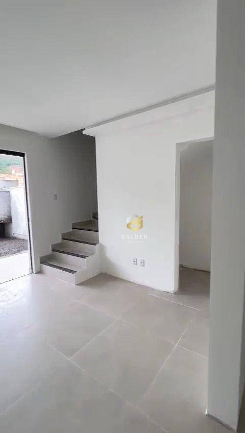 Sobrado à venda com 3 quartos, 95m² - Foto 1
