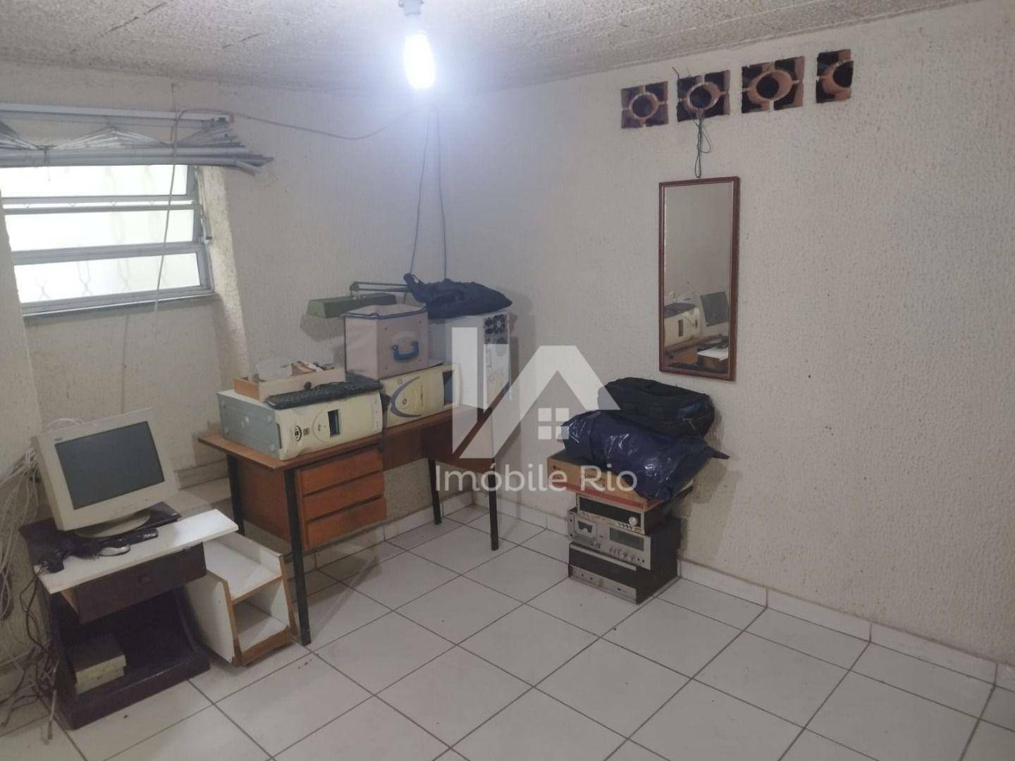 Casa à venda com 3 quartos, 258m² - Foto 42
