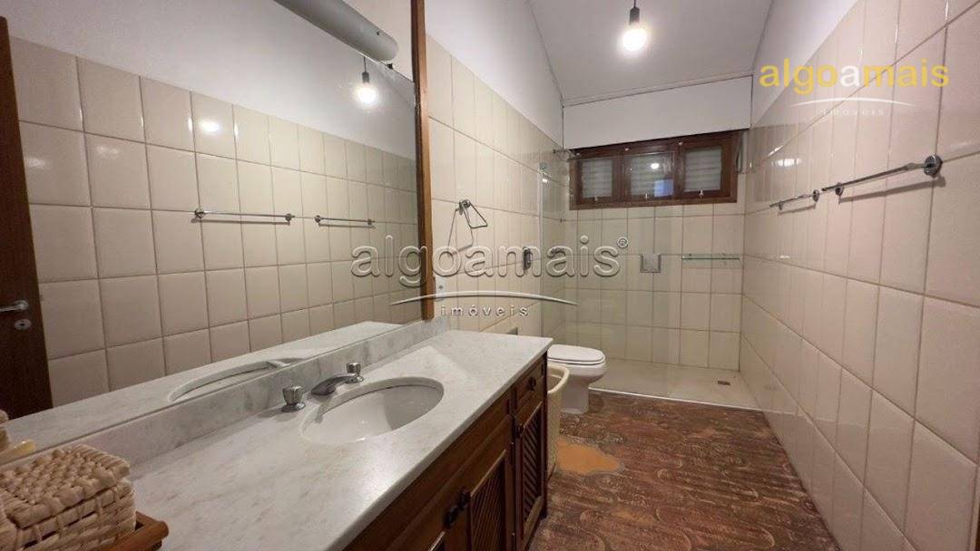 Casa à venda com 5 quartos, 300m² - Foto 18