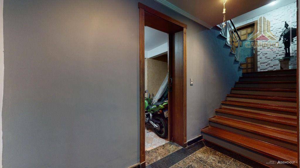 Casa à venda com 4 quartos, 420m² - Foto 46