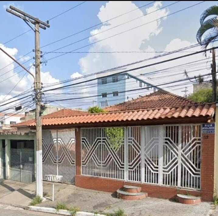 Casa à venda com 3 quartos, 90m² - Foto 1