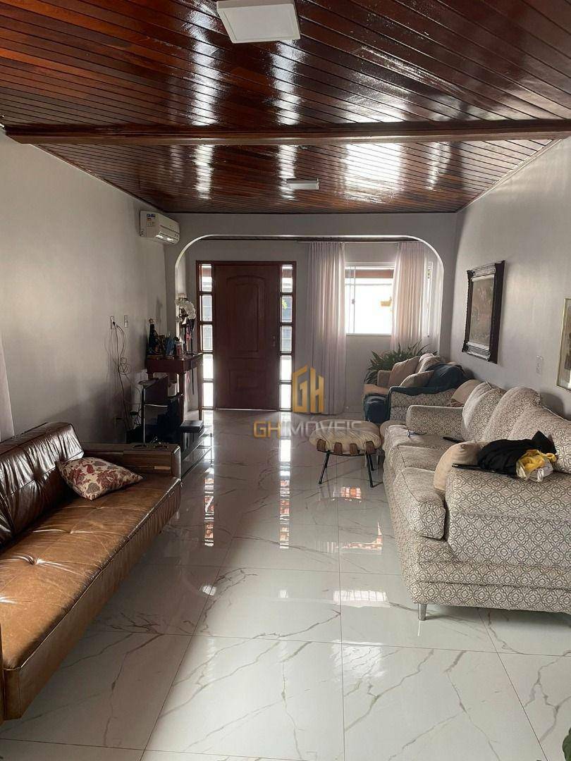 Casa à venda com 3 quartos, 250m² - Foto 19