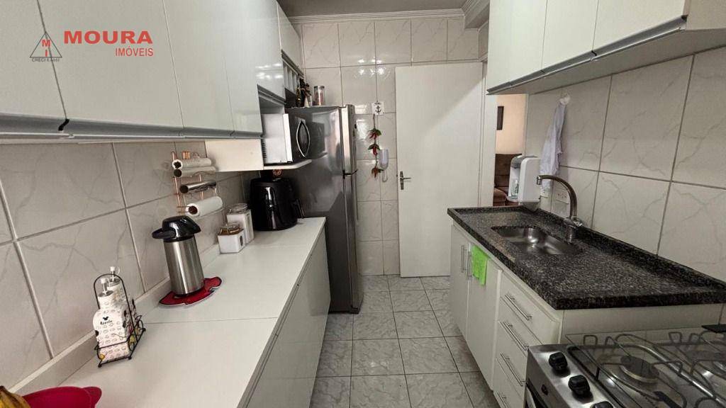 Apartamento à venda com 2 quartos, 50m² - Foto 12