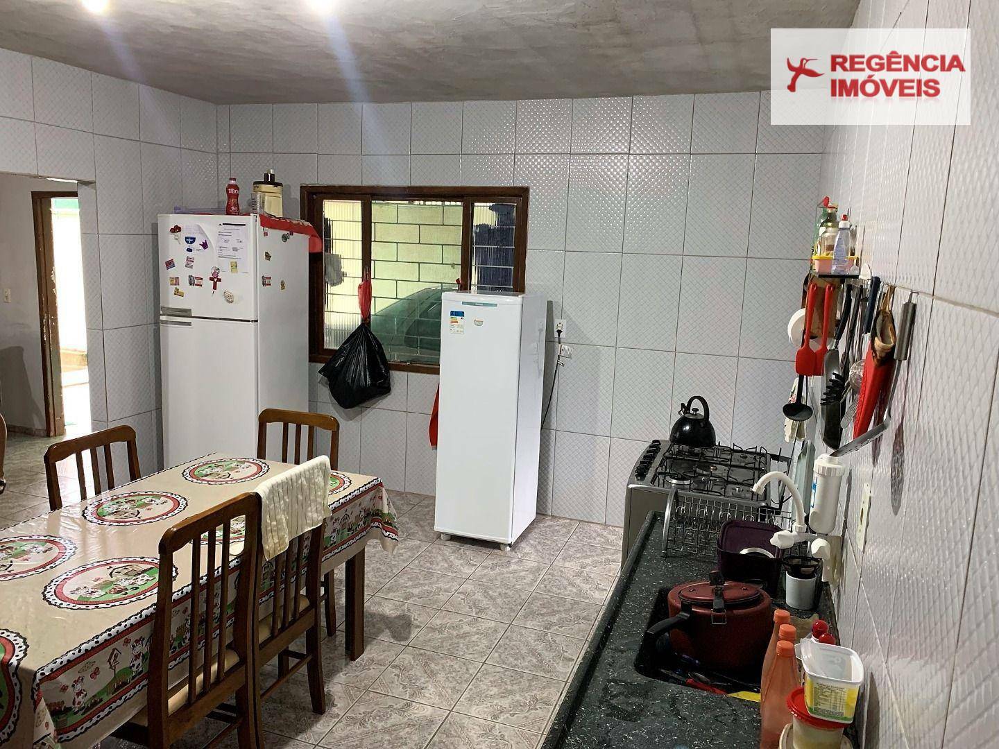 Casa à venda com 3 quartos, 107m² - Foto 7