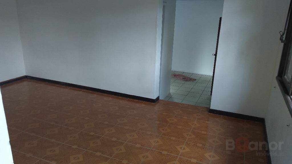 Casa à venda com 3 quartos, 150m² - Foto 6