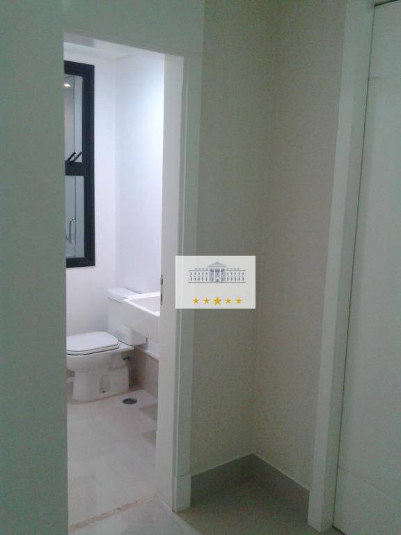 Apartamento à venda com 3 quartos, 184m² - Foto 35