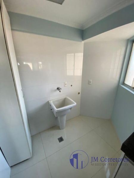 Apartamento à venda com 2 quartos, 70m² - Foto 9