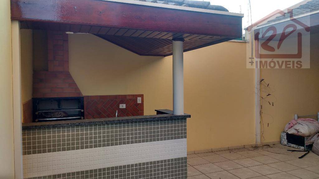 Sobrado à venda com 3 quartos, 300M2 - Foto 5