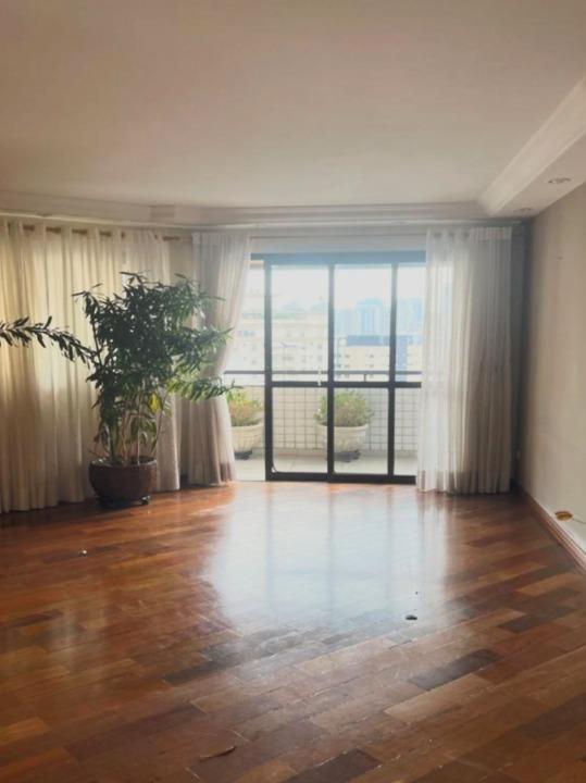 Apartamento à venda com 3 quartos, 140m² - Foto 1