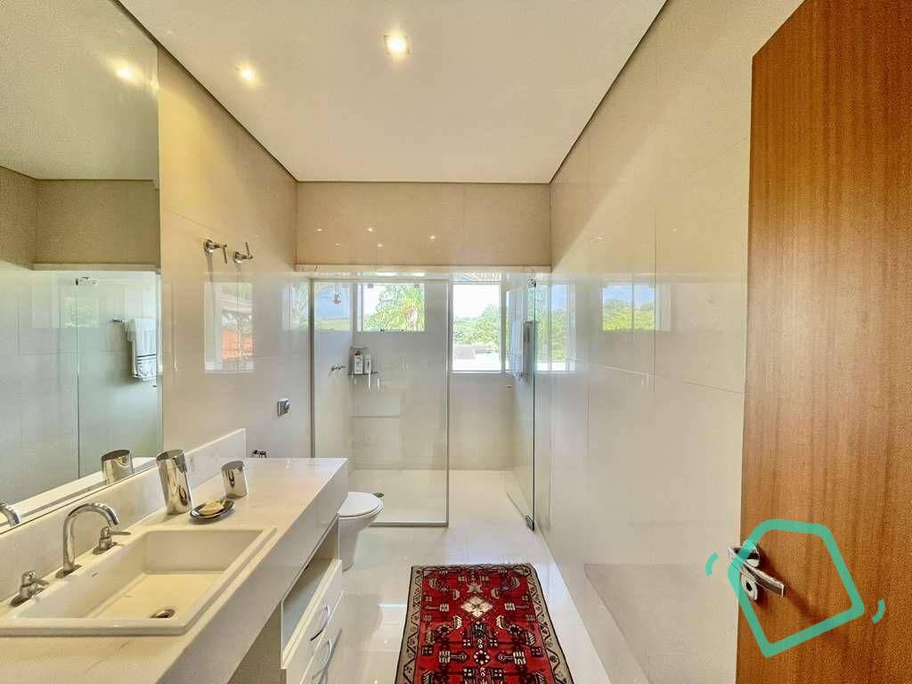 Casa de Condomínio à venda com 4 quartos, 615m² - Foto 53