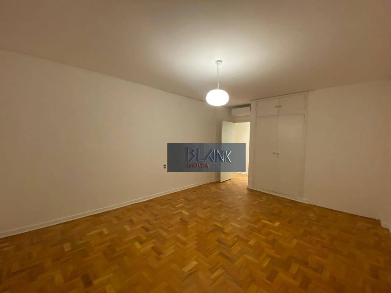 Apartamento à venda com 3 quartos, 187m² - Foto 6