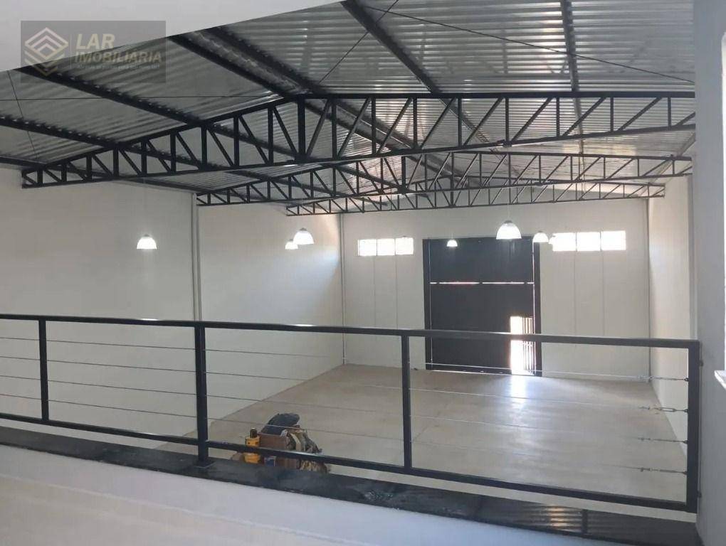Depósito-Galpão-Armazém para alugar, 345m² - Foto 2