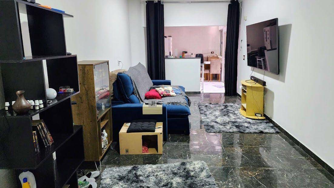 Apartamento à venda com 3 quartos, 100m² - Foto 2