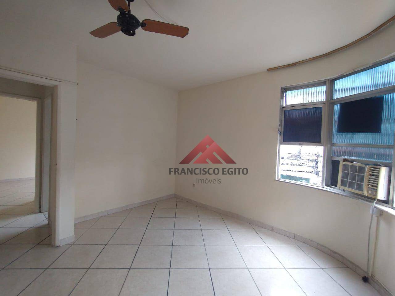 Apartamento à venda com 2 quartos, 65m² - Foto 5