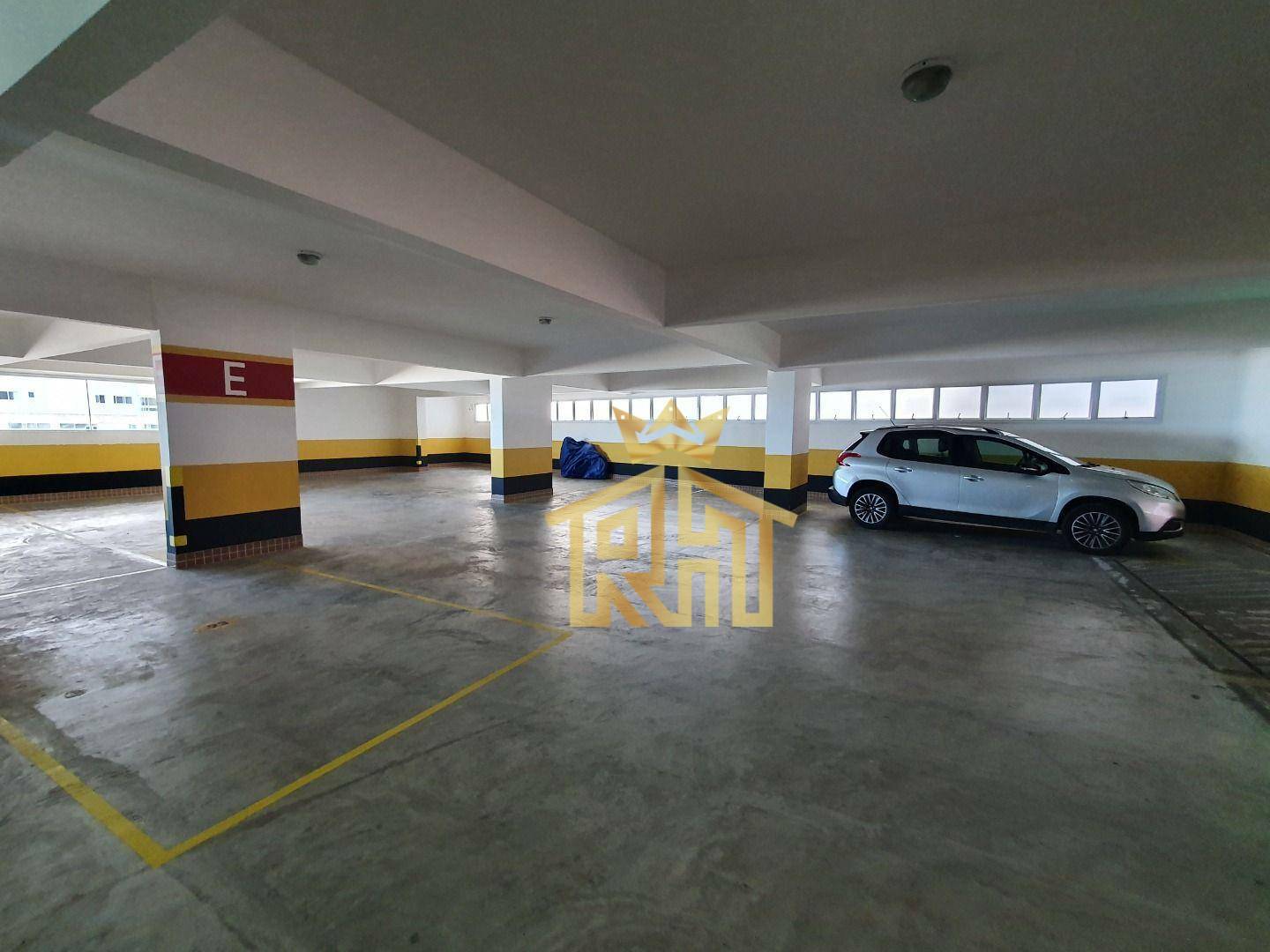 Apartamento à venda com 3 quartos, 173m² - Foto 32