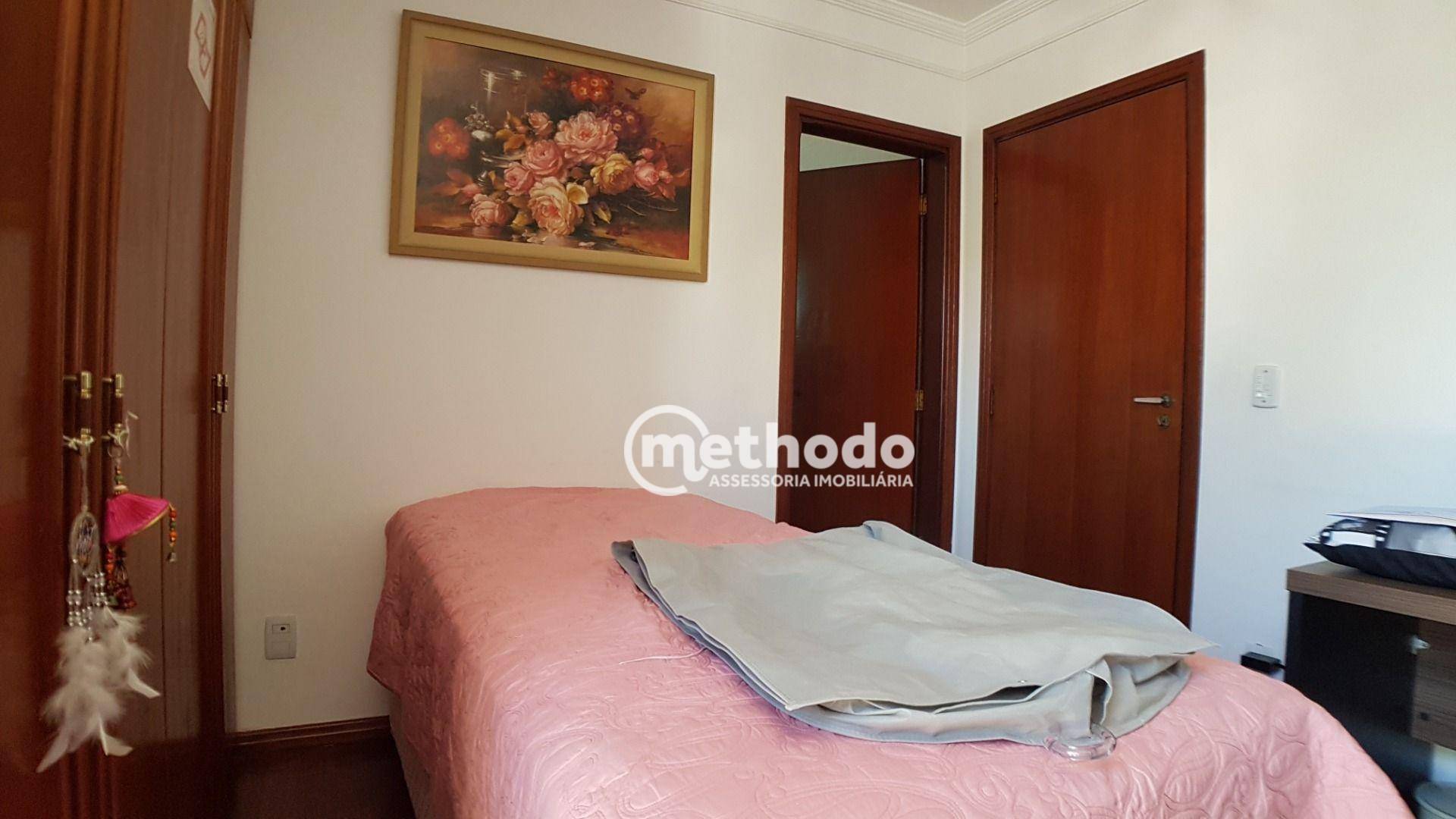 Casa à venda com 4 quartos, 289m² - Foto 44