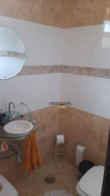 Sobrado à venda com 3 quartos, 180m² - Foto 4