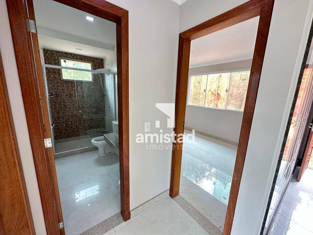 Casa à venda com 2 quartos, 60m² - Foto 10