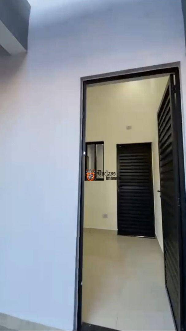 Casa à venda com 3 quartos, 90m² - Foto 4