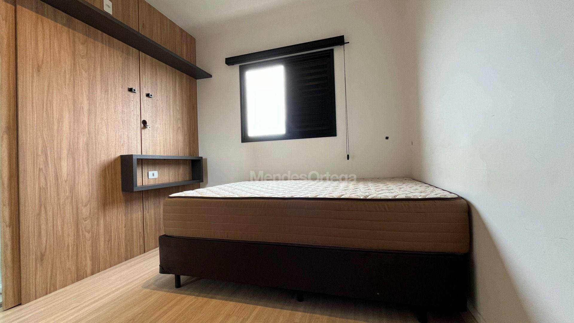 Apartamento para alugar com 2 quartos, 55m² - Foto 4