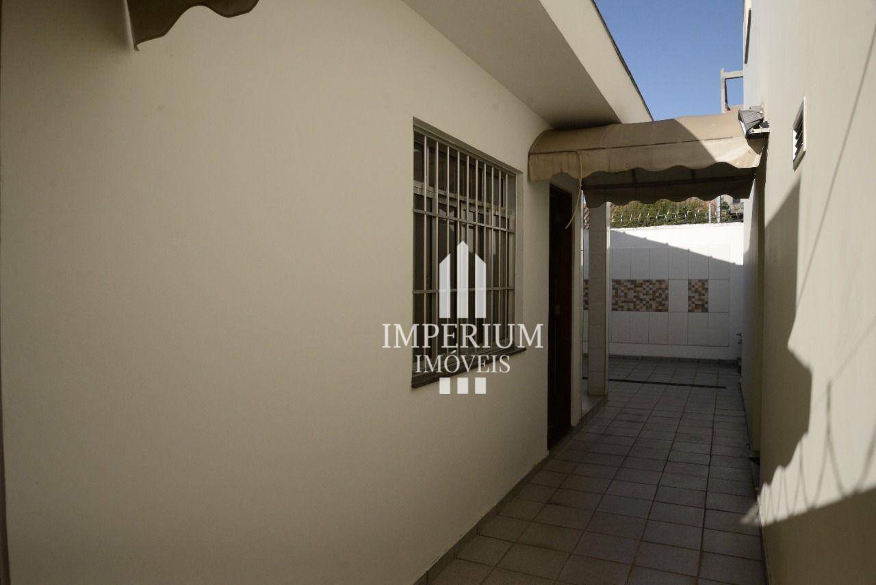 Sobrado à venda com 3 quartos, 200m² - Foto 12