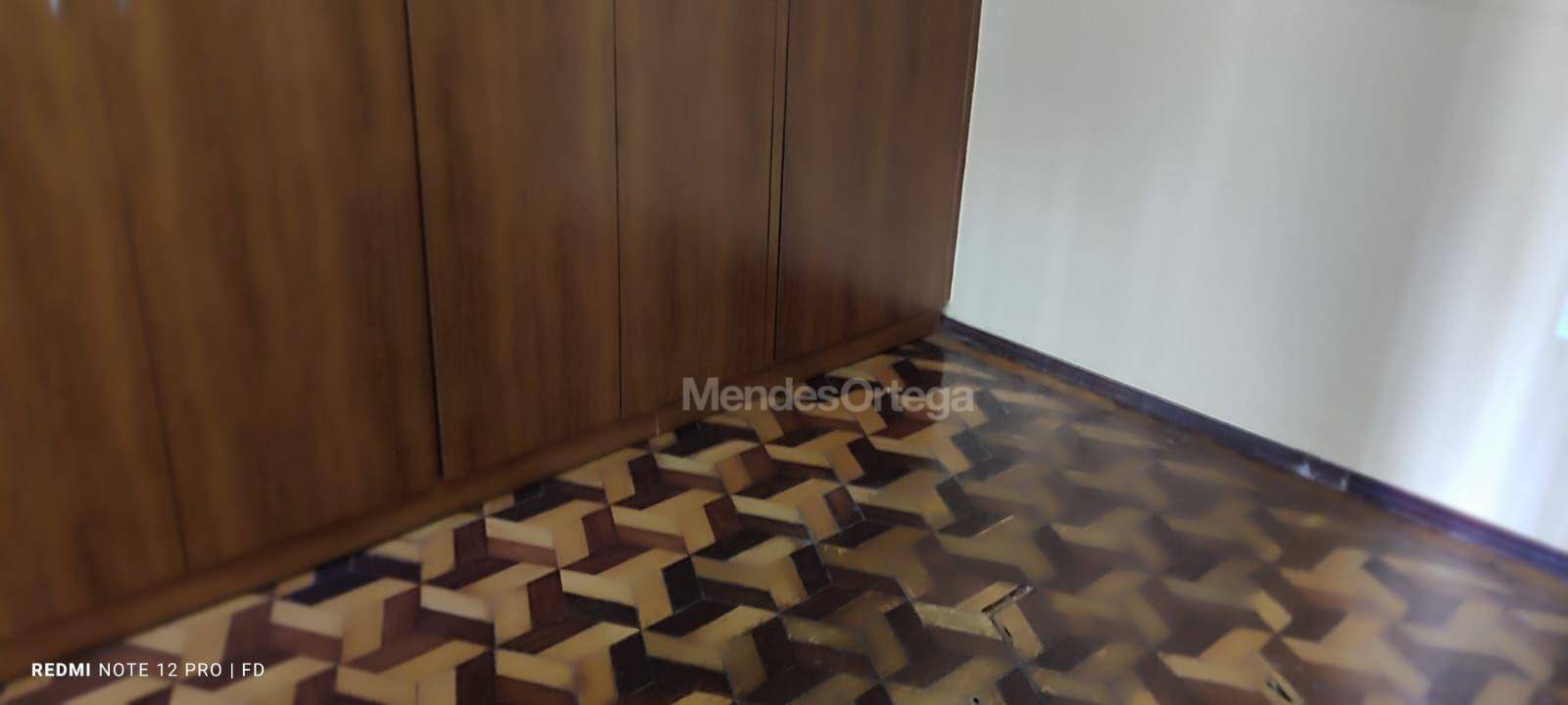 Casa para alugar com 2 quartos, 70m² - Foto 14