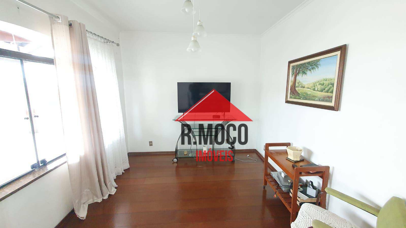 Casa à venda e aluguel com 3 quartos, 220m² - Foto 6