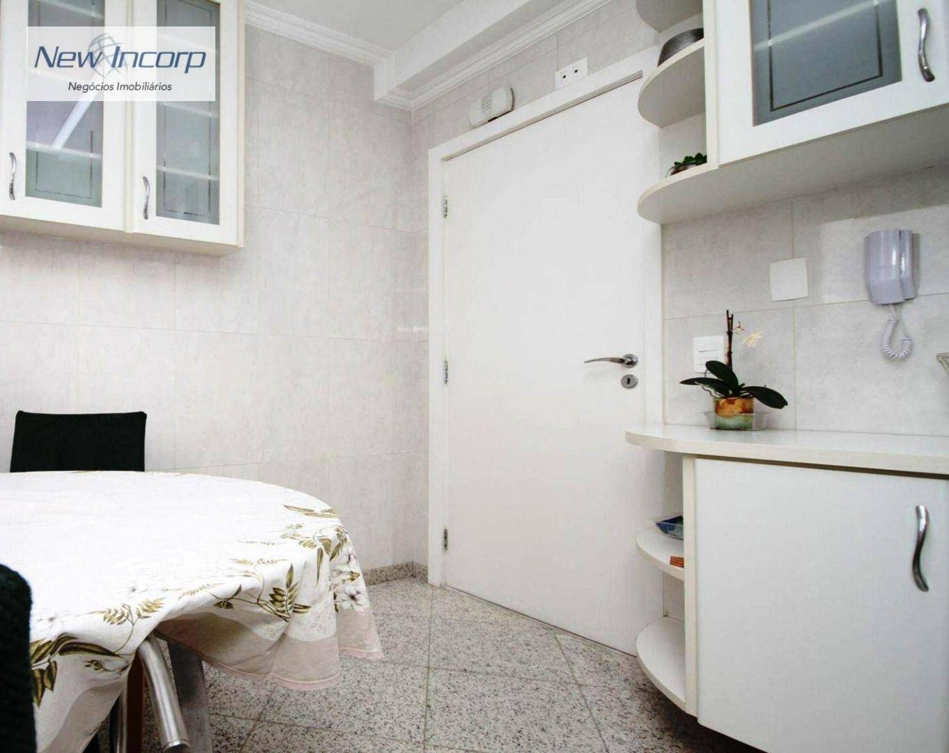 Apartamento à venda com 3 quartos, 131m² - Foto 22