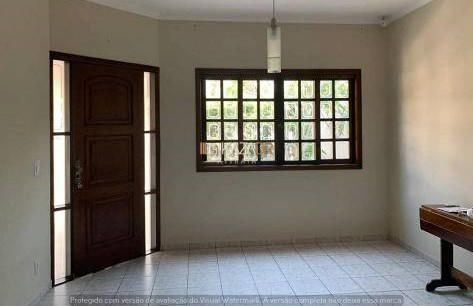 Casa à venda com 5 quartos, 198m² - Foto 6