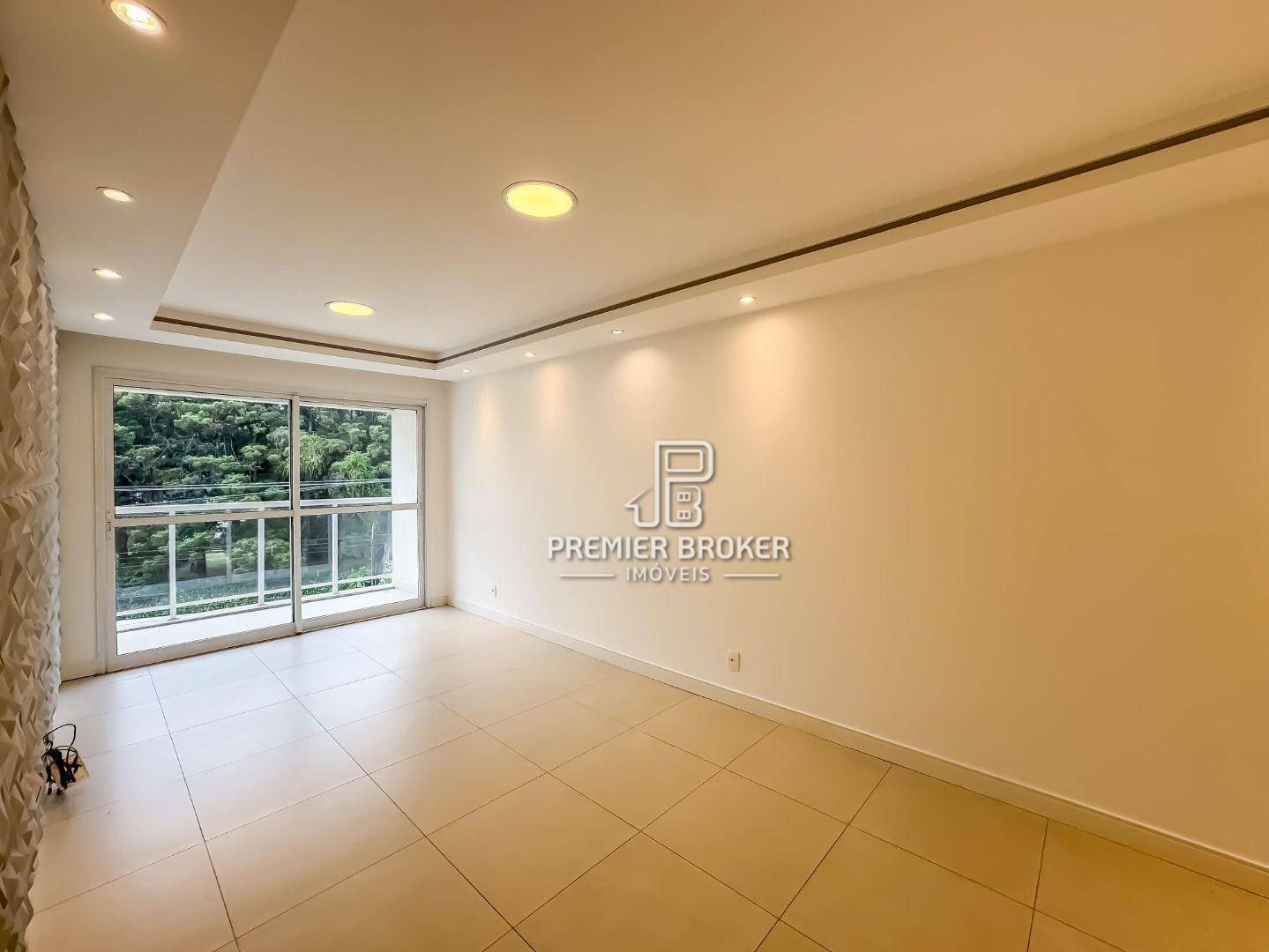 Apartamento à venda com 2 quartos, 69m² - Foto 4