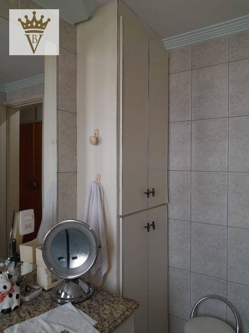 Apartamento à venda com 3 quartos, 140m² - Foto 23