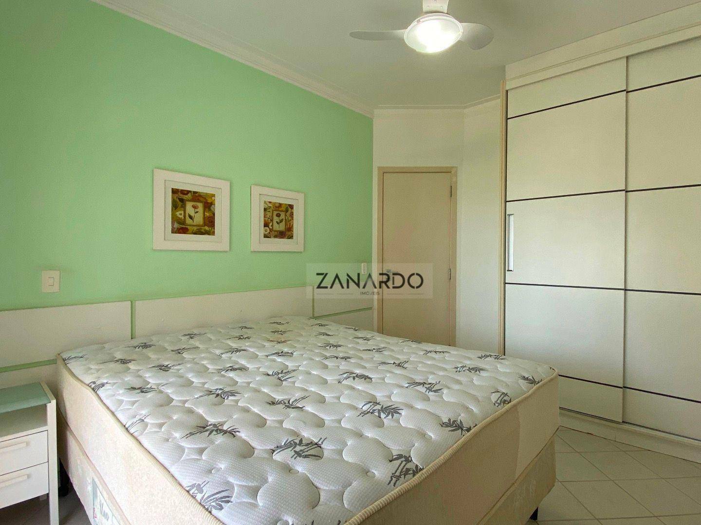 Apartamento à venda com 3 quartos, 131m² - Foto 17