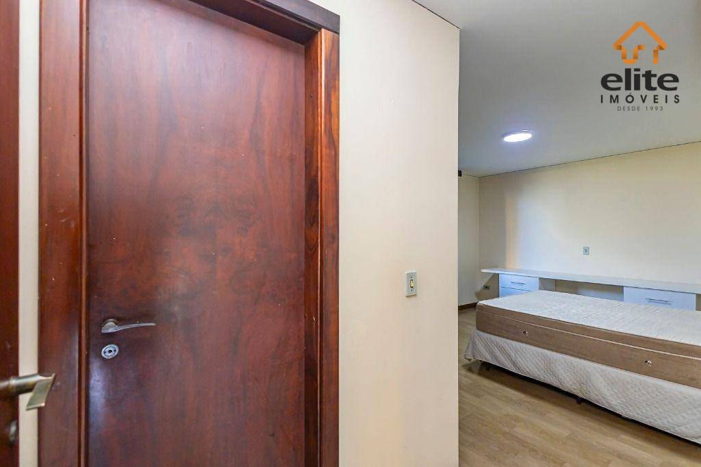 Casa à venda e aluguel com 4 quartos, 352m² - Foto 43
